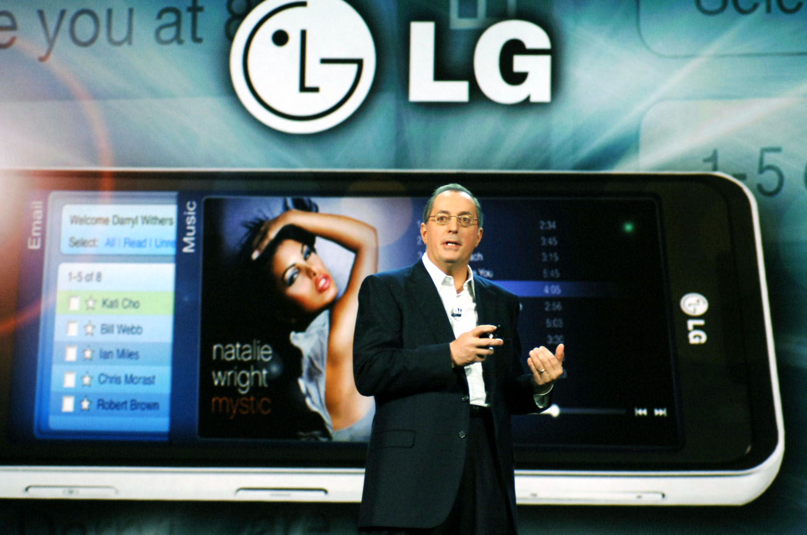 LG  Intel    