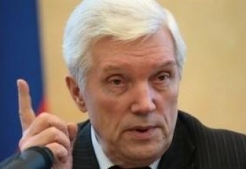 Суриков: Россия ничего не ждет от Беларуси за новую помощь, но помнит обо всех своих кредитах