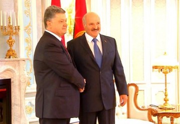 Александр Лукашенко и Петр Порошенко