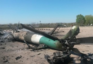 Опубликованы фотографии последствий обстрела аэродрома в Краматорске